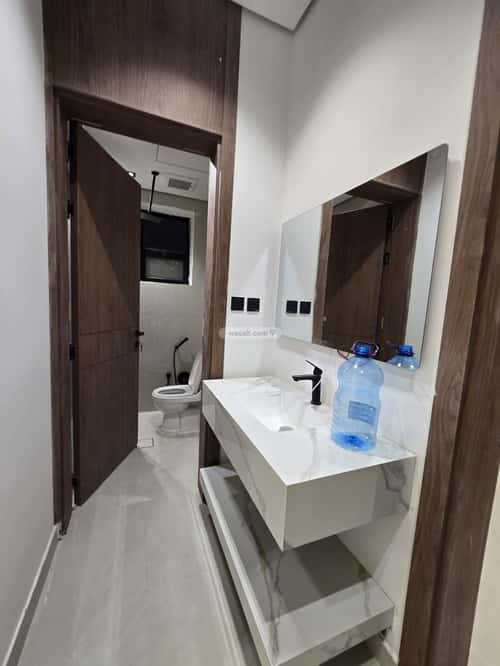 شقة 3 غرف في عكاظ 5