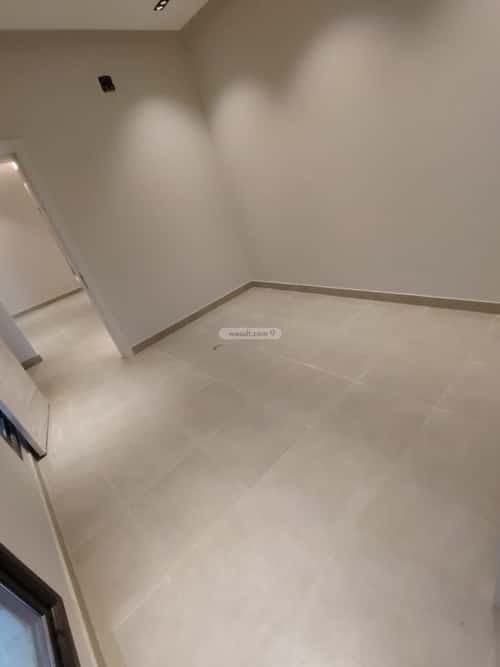 3 bedroom floor in Al Janadriyah 4