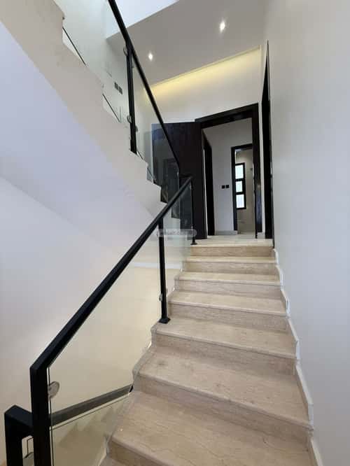 شقة 4 غرف في الرمال 2