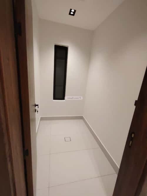 3 bedroom apartment in Al Khaleej 1