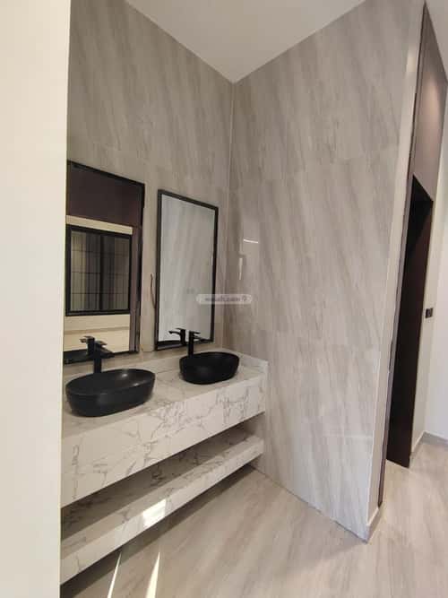 5 bedroom villa in Al Rimal 4