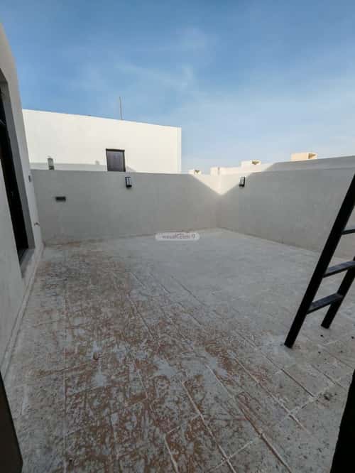 فيلا 3 غرف في الرمال 2