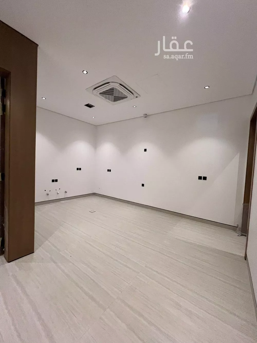 5 bedroom villa in Al Aridh 15