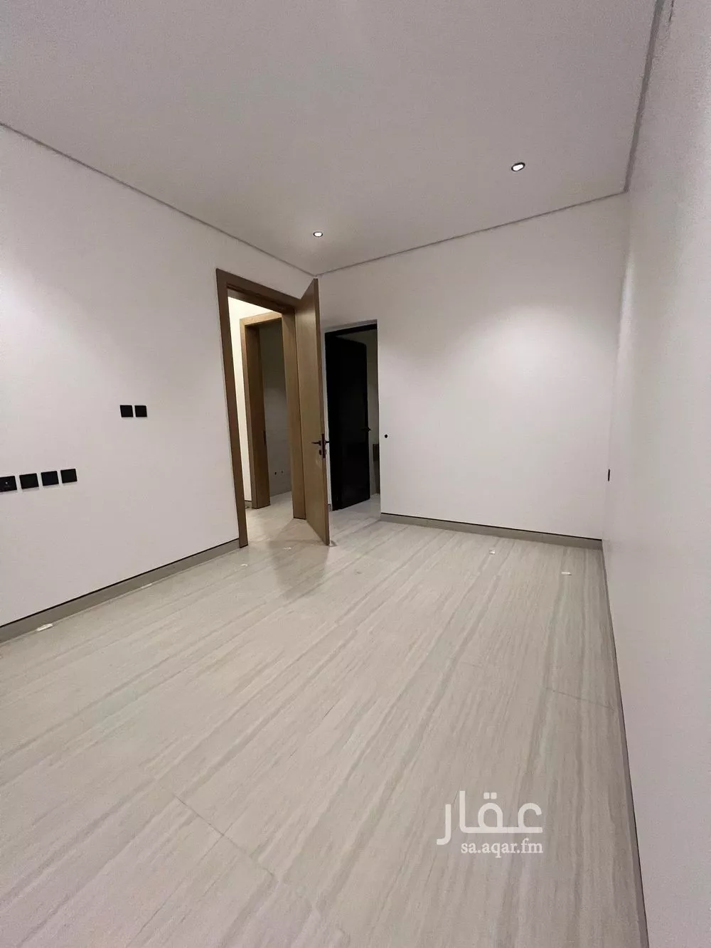 5 bedroom villa in Al Aridh 21