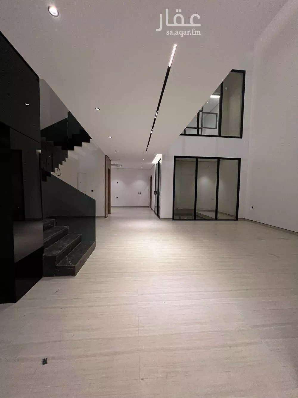5 bedroom villa in Al Aridh 5