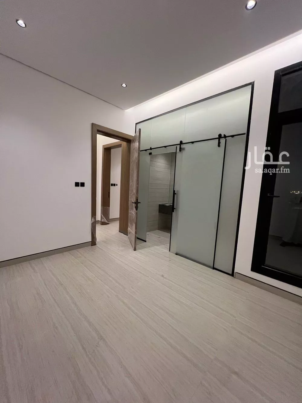 5 bedroom villa in Al Aridh 10