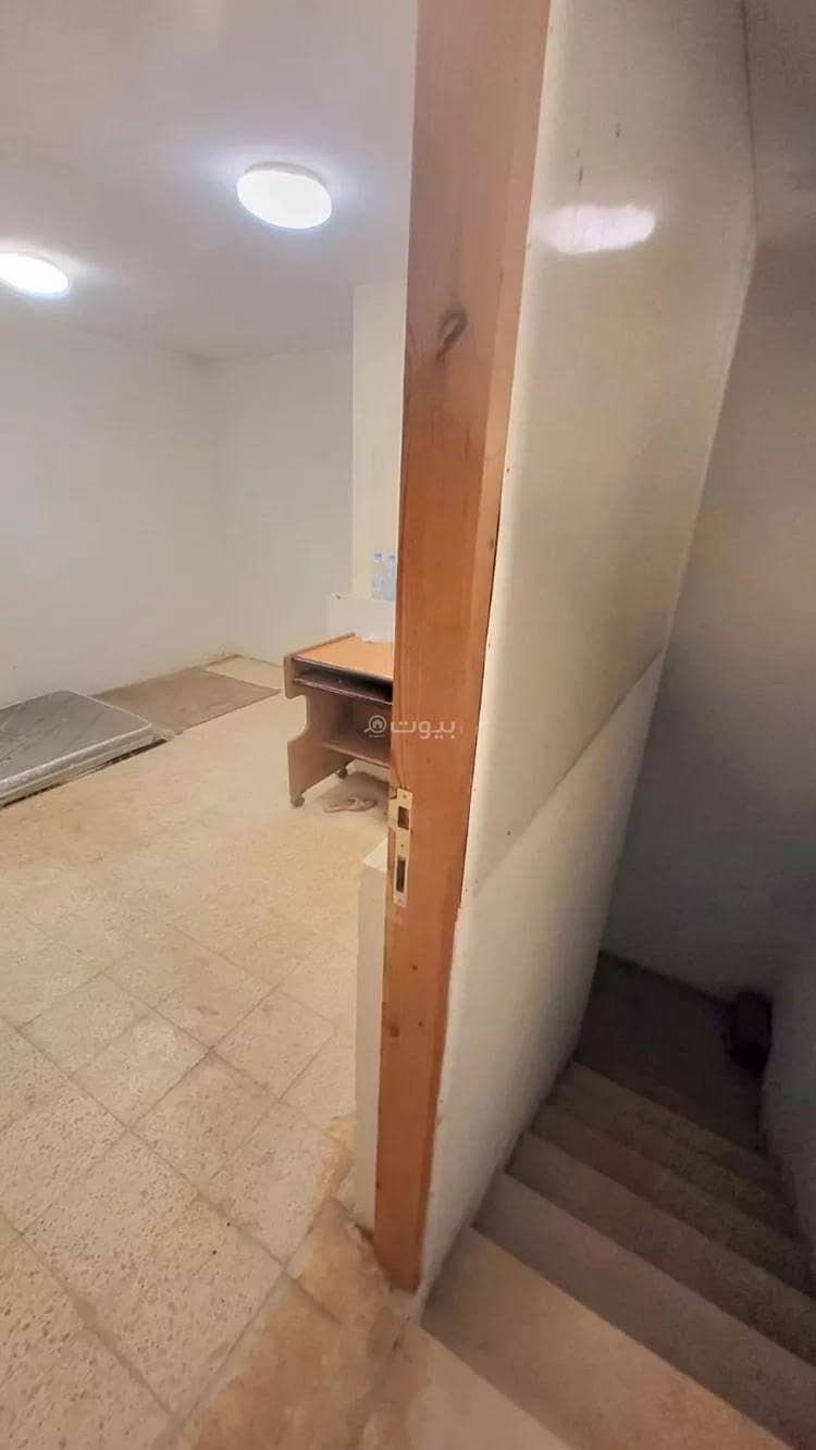 4 bedroom villa in Al Nuzhah, Riyadh 9