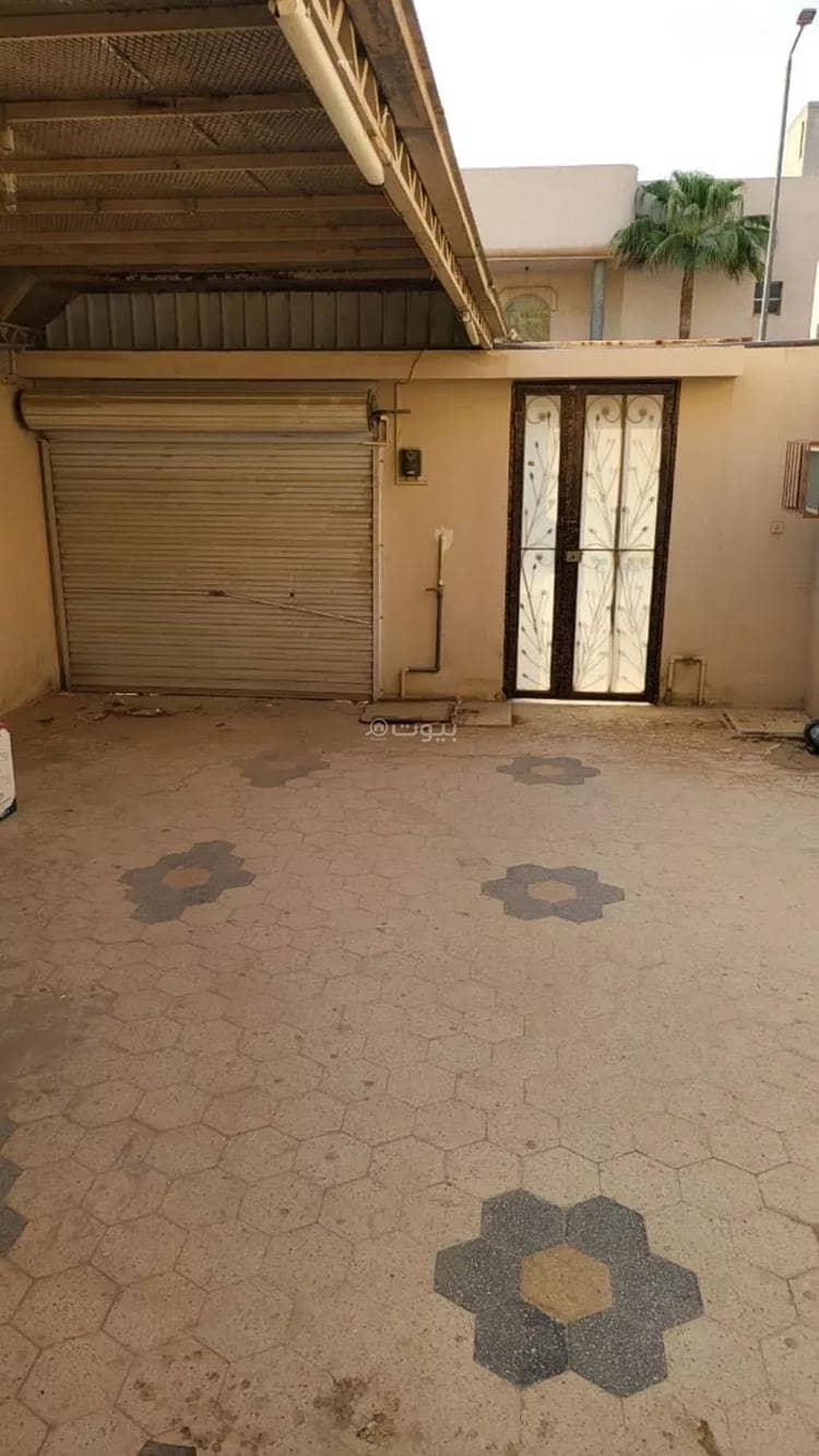 4 bedroom villa in Al Nuzhah, Riyadh 15