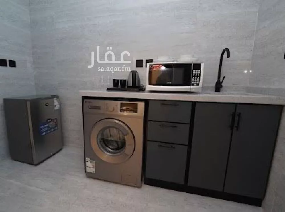 1 bedroom apartment in Al Aridh 6