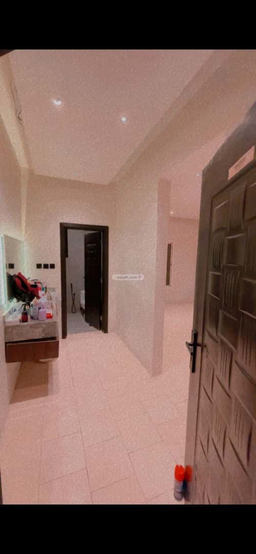 3 bedroom apartment in Al Yarmouk 6