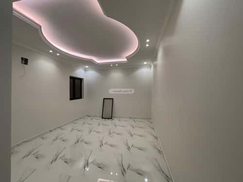 6 bedroom villa in Al Rabwa 2
