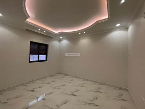 6 bedroom villa in Al Rabwa 4