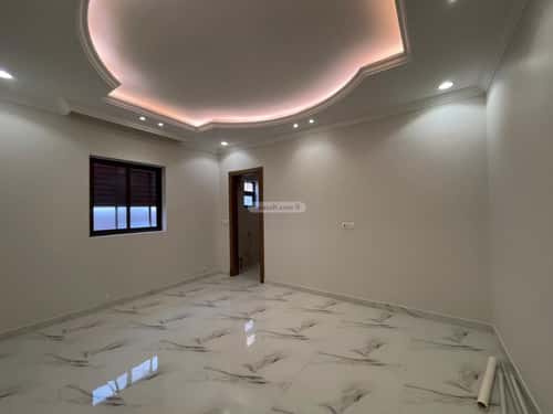 6 bedroom villa in Al Rabwa 5