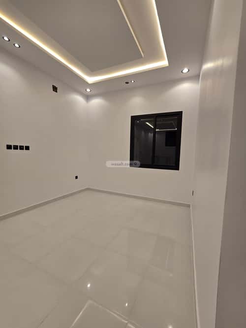 6 bedroom villa in Al Janadriyah 5