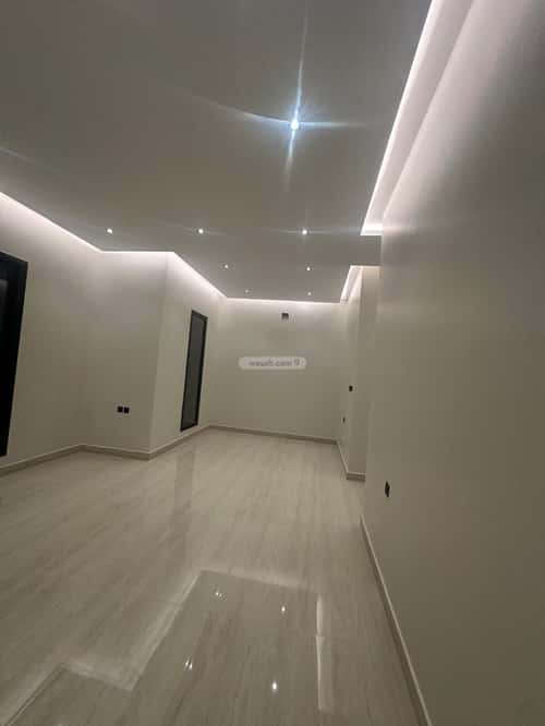 7 bedroom villa in Al Janadriyah 5