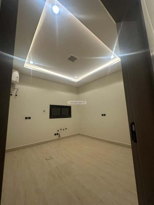 5 bedroom villa in Al Janadriyah 1