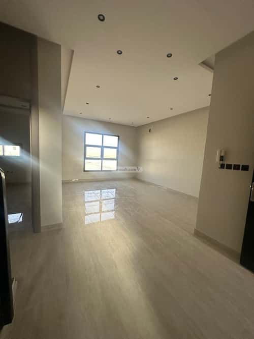 5 bedroom villa in Al Janadriyah 4