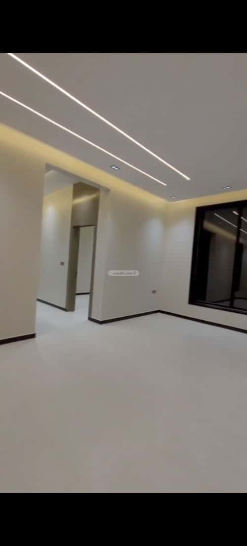 5 bedroom floor in Al Janadriyah 4