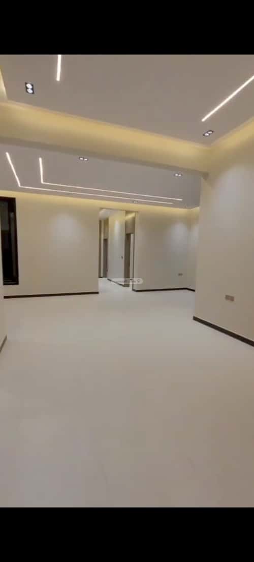 5 bedroom floor in Al Janadriyah 5