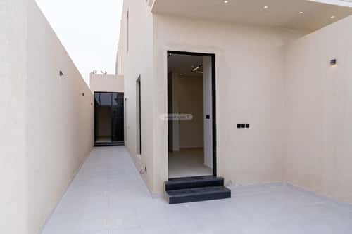 5 bedroom floor in Al Janadriyah 1