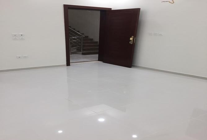 4 bedroom apartment in Abhur Ash Shamaliyah 2
