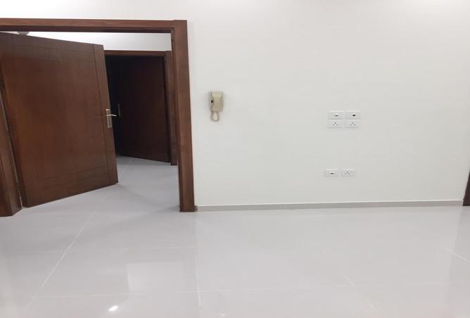 4 bedroom apartment in Abhur Ash Shamaliyah 3