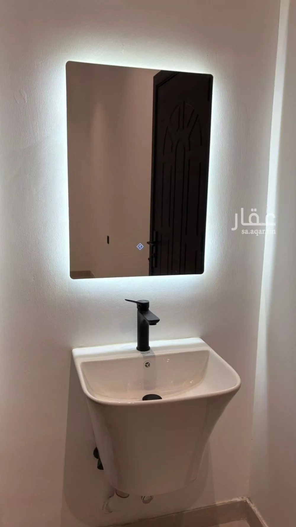 شقة 1 غرف في الملقا 19