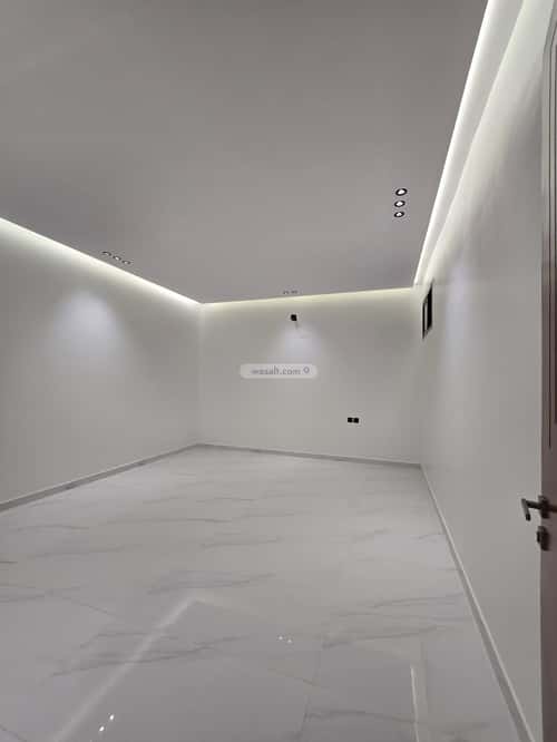 5 bedroom floor in Al Janadriyah 1