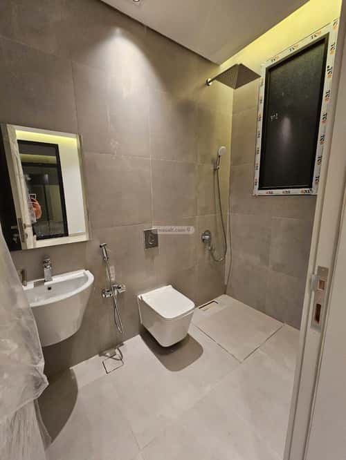 5 bedroom floor in Qurtubah 1