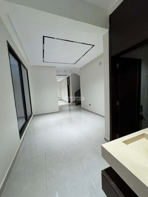 4 bedroom floor in Al Munsiyah 4