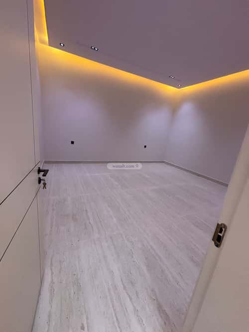 3 bedroom floor in As Saadah 5