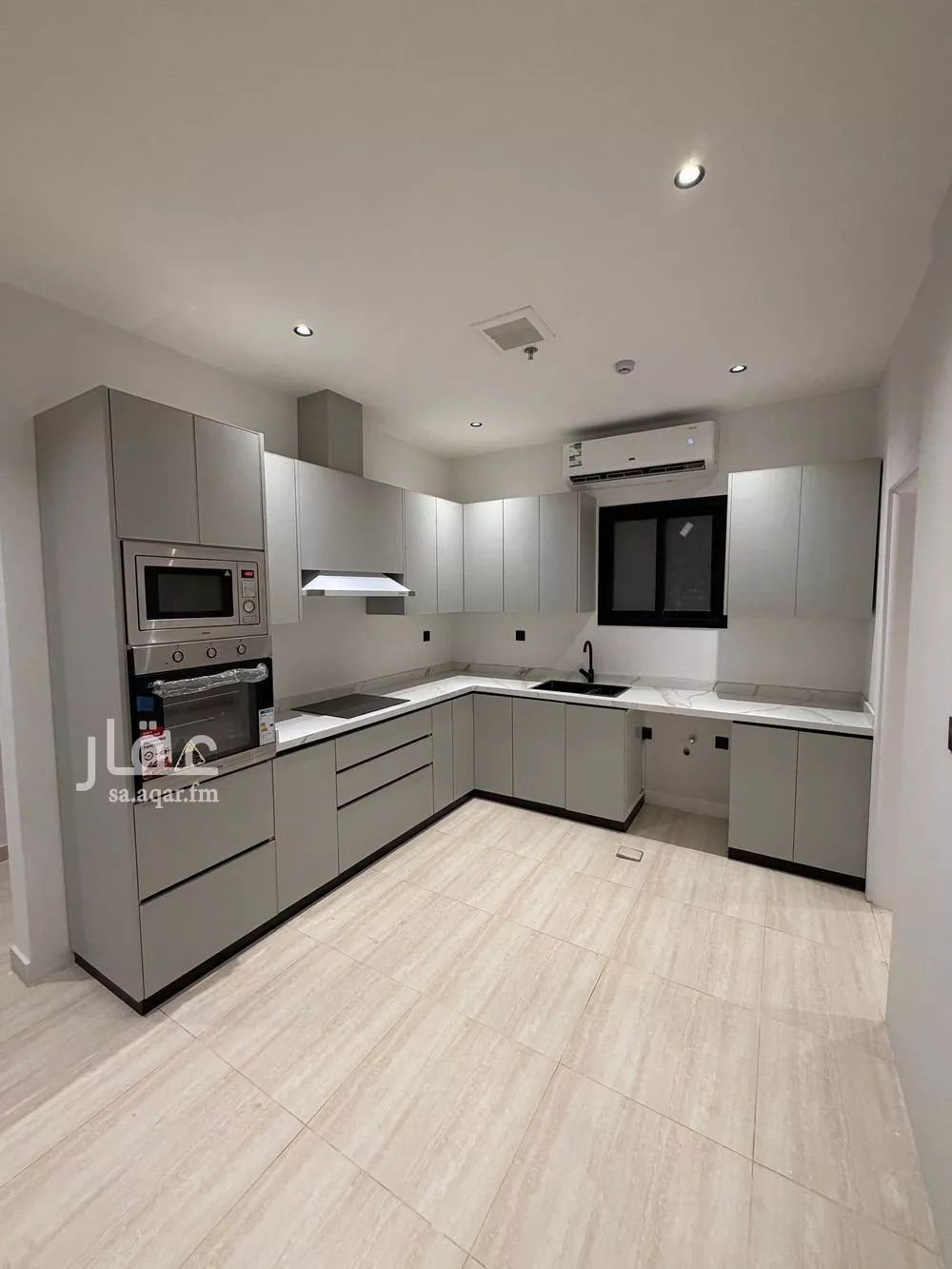 4 bedroom apartment in Al Rimal, Riyadh 8
