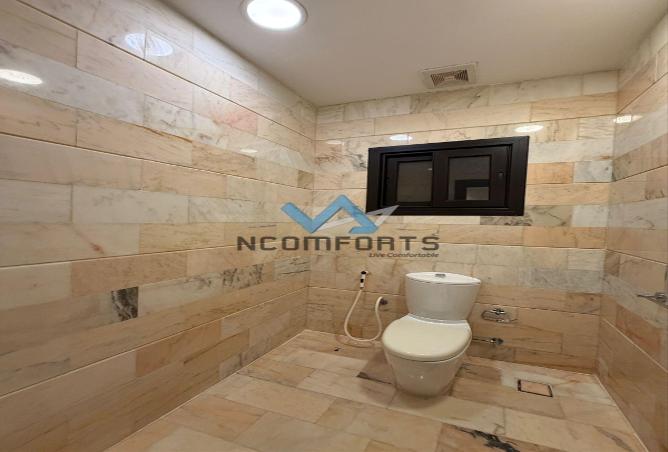 5 bedroom apartment in Al Rawdah 3