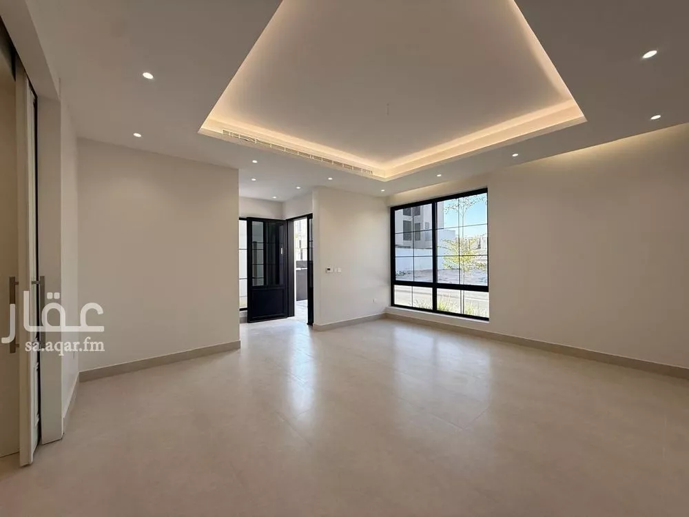 فيلا 6 غرف في المهدية 11