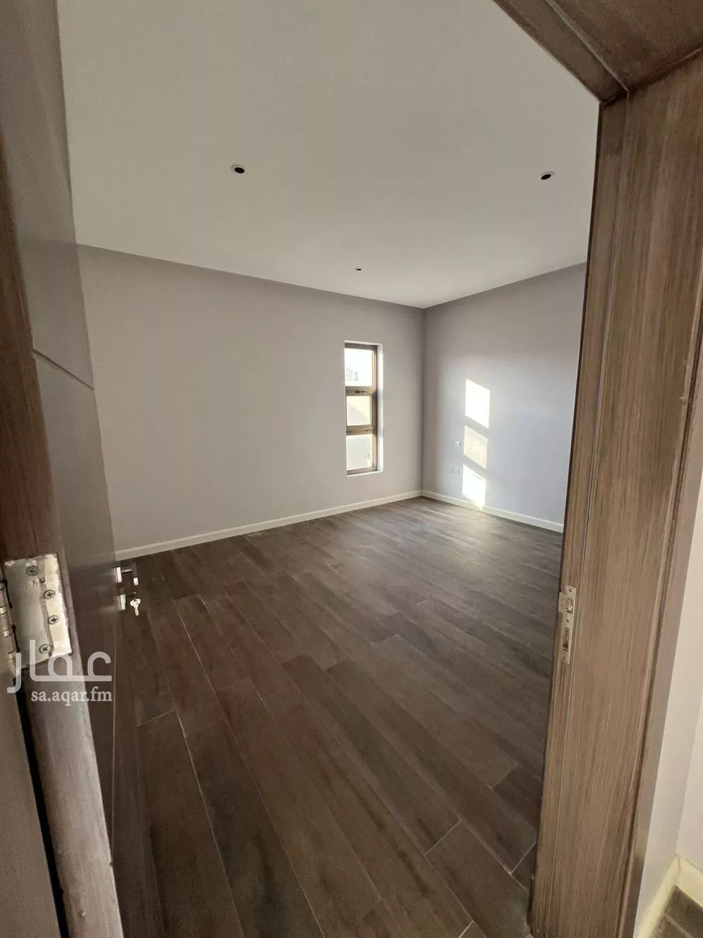 فيلا 4 غرف في المهدية 3