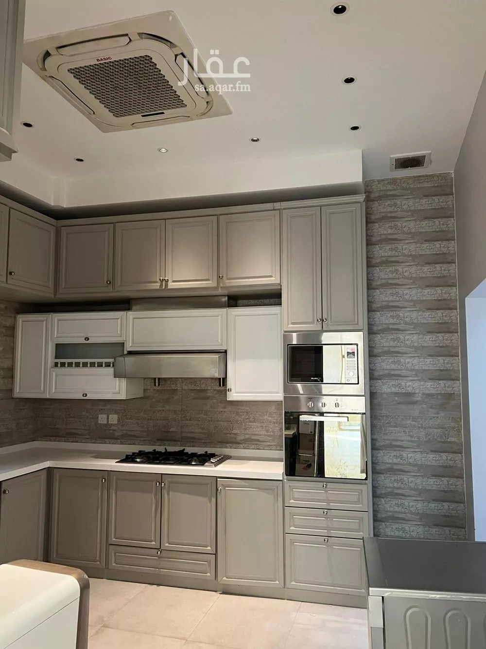 فيلا 4 غرف في المهدية 5