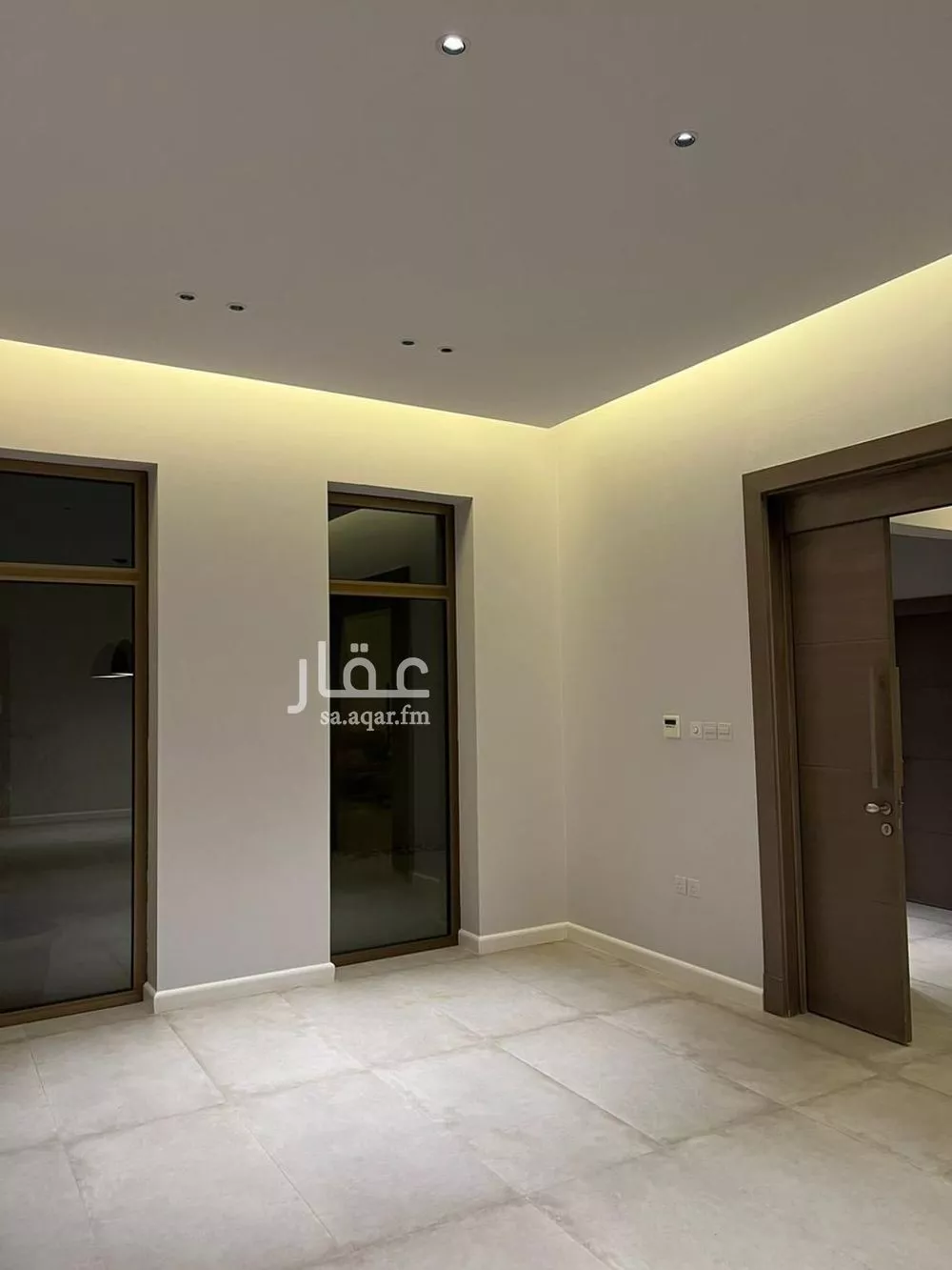 فيلا 4 غرف في المهدية 6