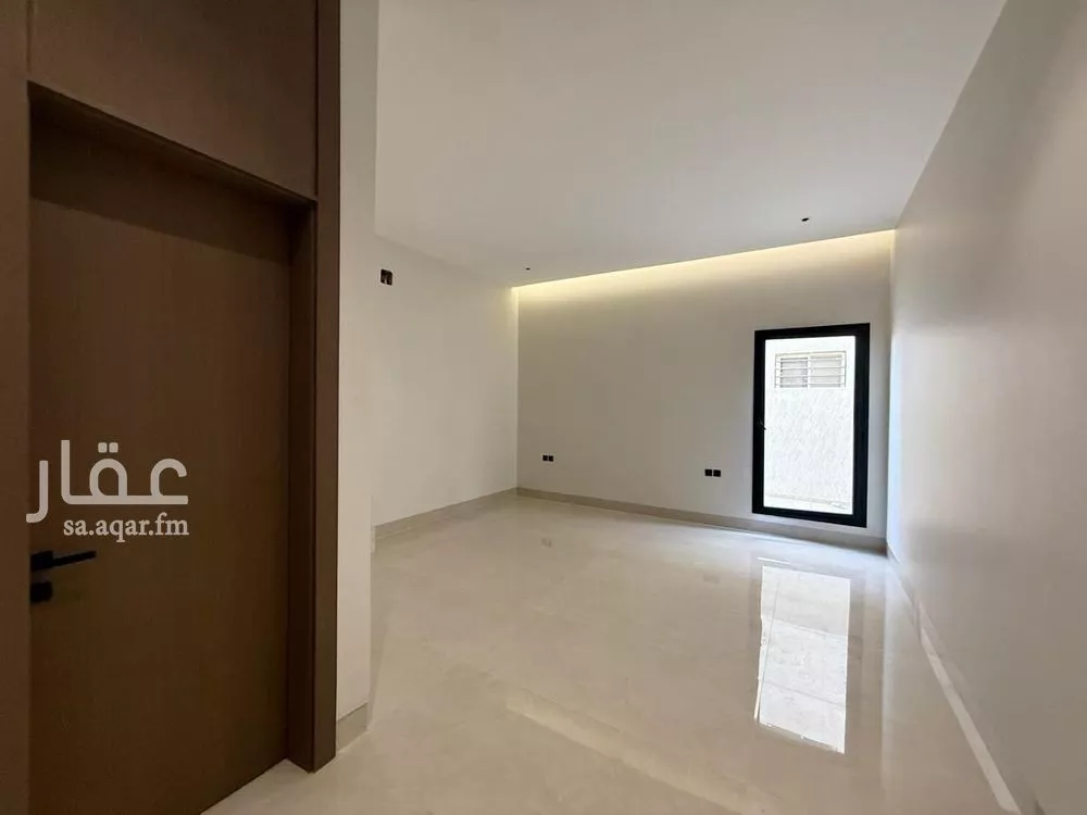 6 bedroom villa in Al Mahdiyyah 4