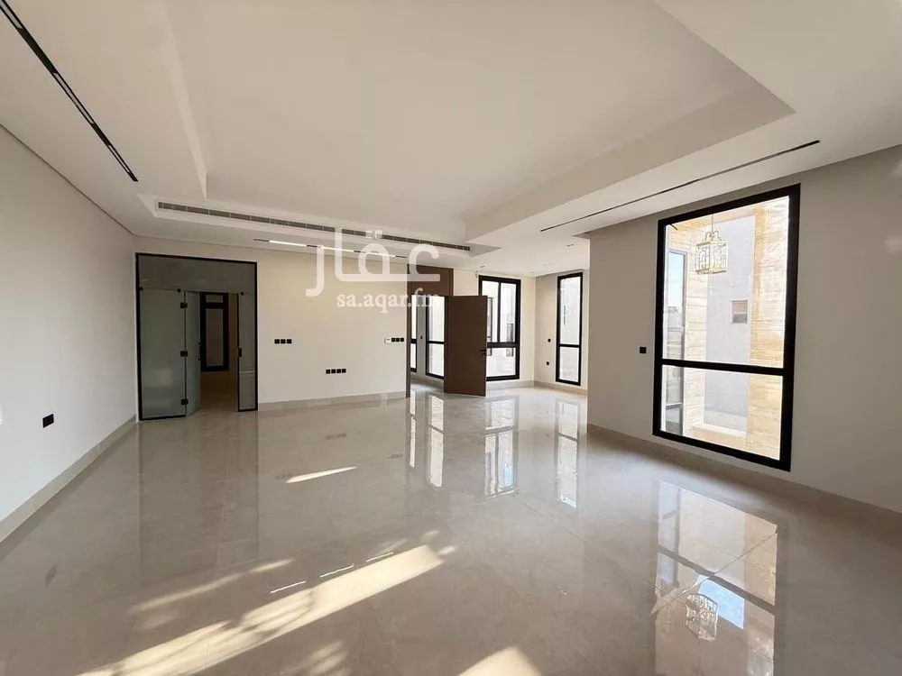 6 bedroom villa in Al Mahdiyyah 6