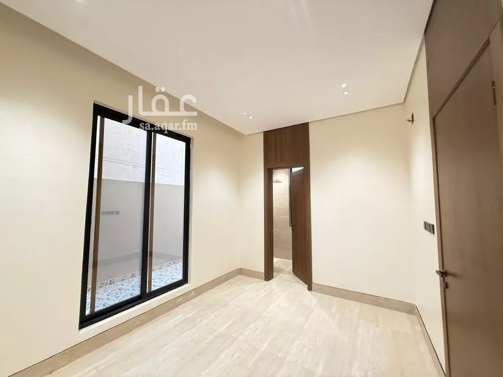 5 bedroom villa in Al Mahdiyyah 15