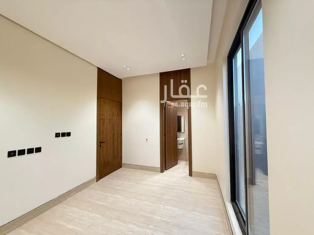 5 bedroom villa in Al Mahdiyyah 18