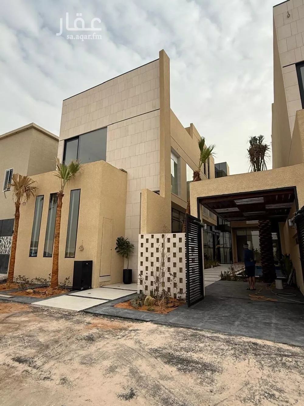 6 bedroom villa in Al Mahdiyyah 2