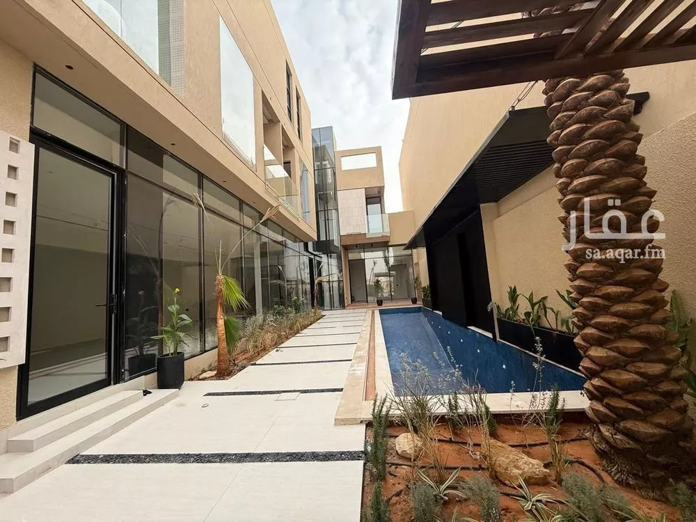6 bedroom villa in Al Mahdiyyah 11