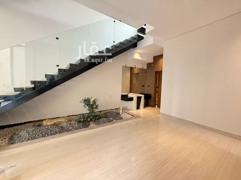 6 bedroom villa in Al Mahdiyyah 12