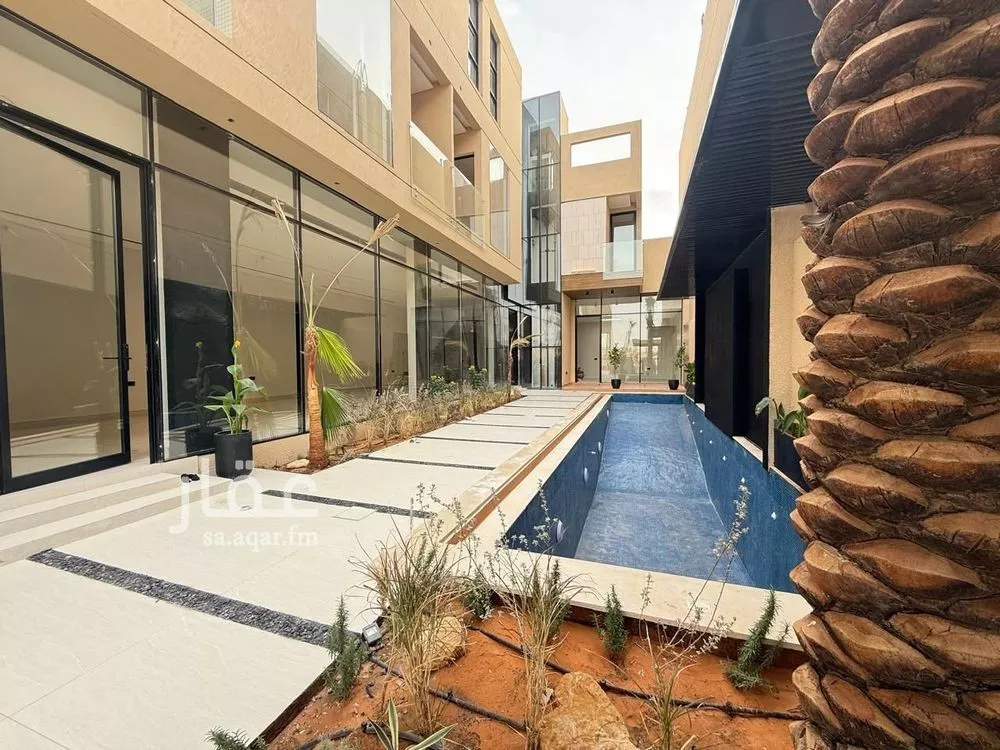 6 bedroom villa in Al Mahdiyyah 14