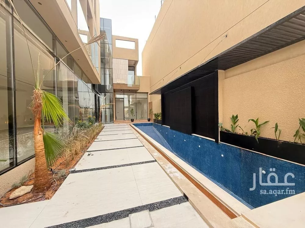 6 bedroom villa in Al Mahdiyyah 10