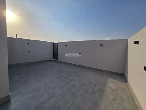 5 bedroom villa in Al Maizilah 4