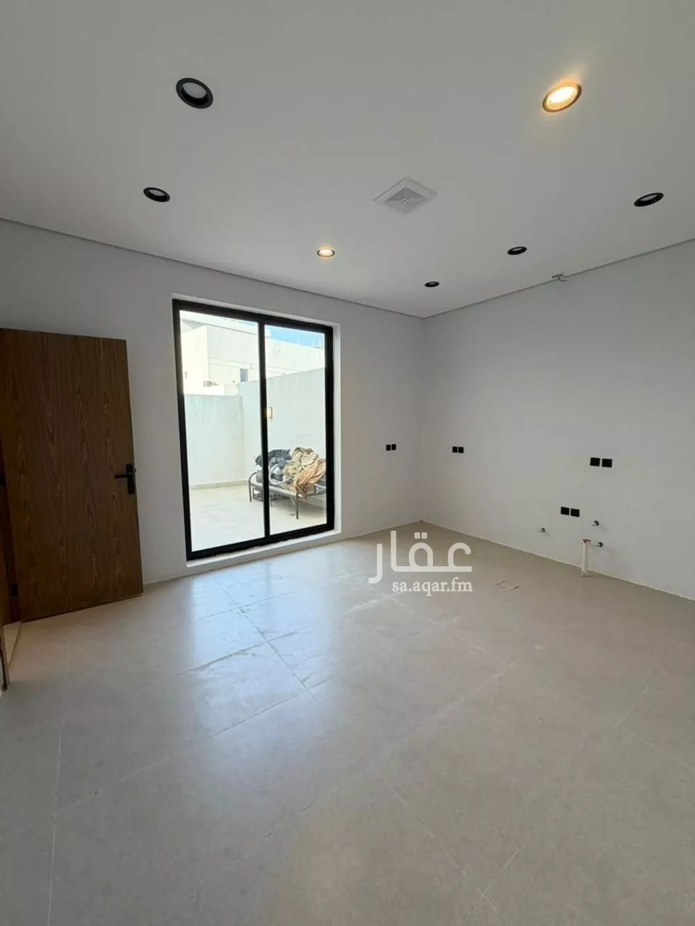 فيلا 5 غرف في المهدية 12