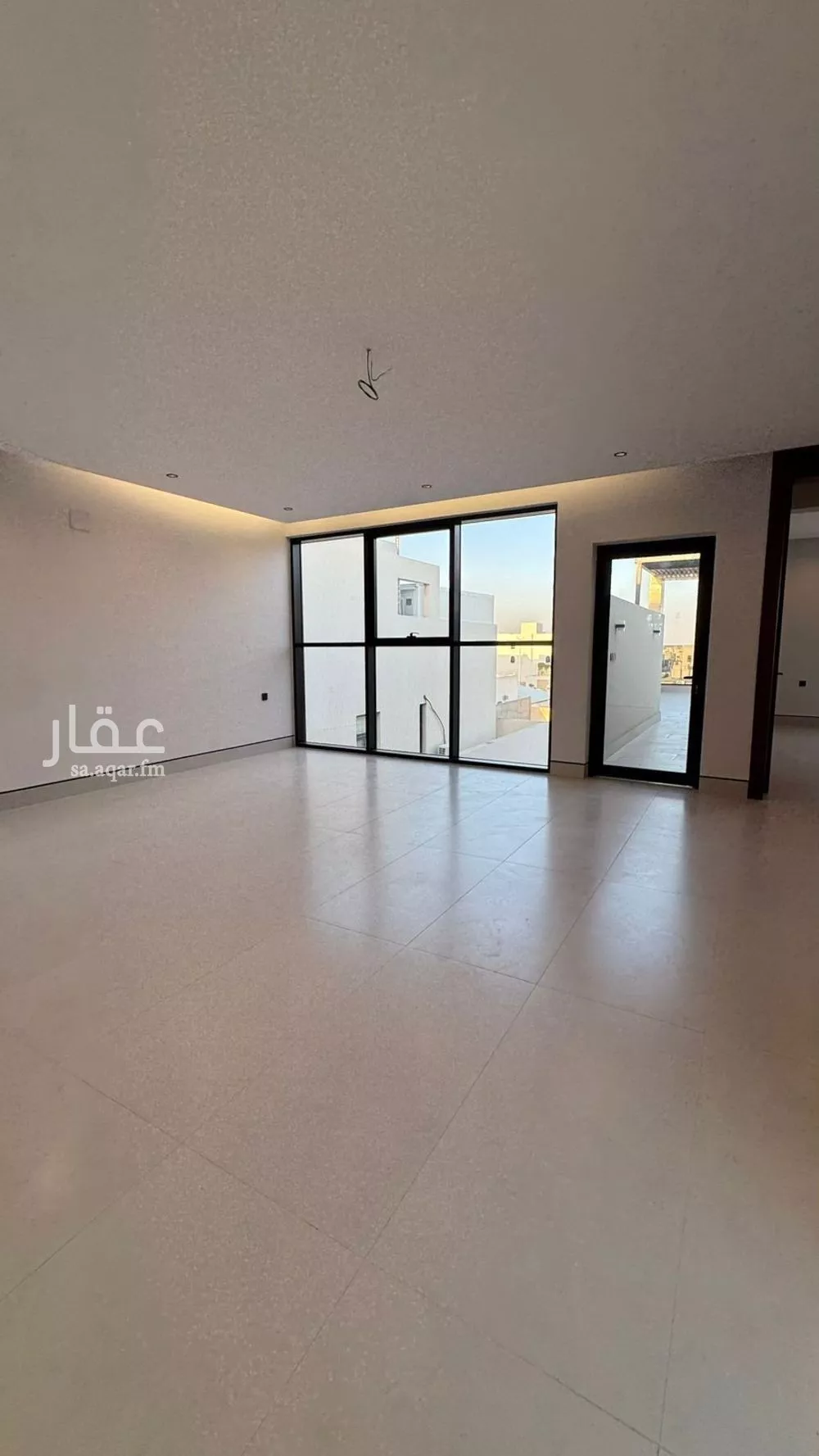 فيلا 6 غرف في المهدية 23