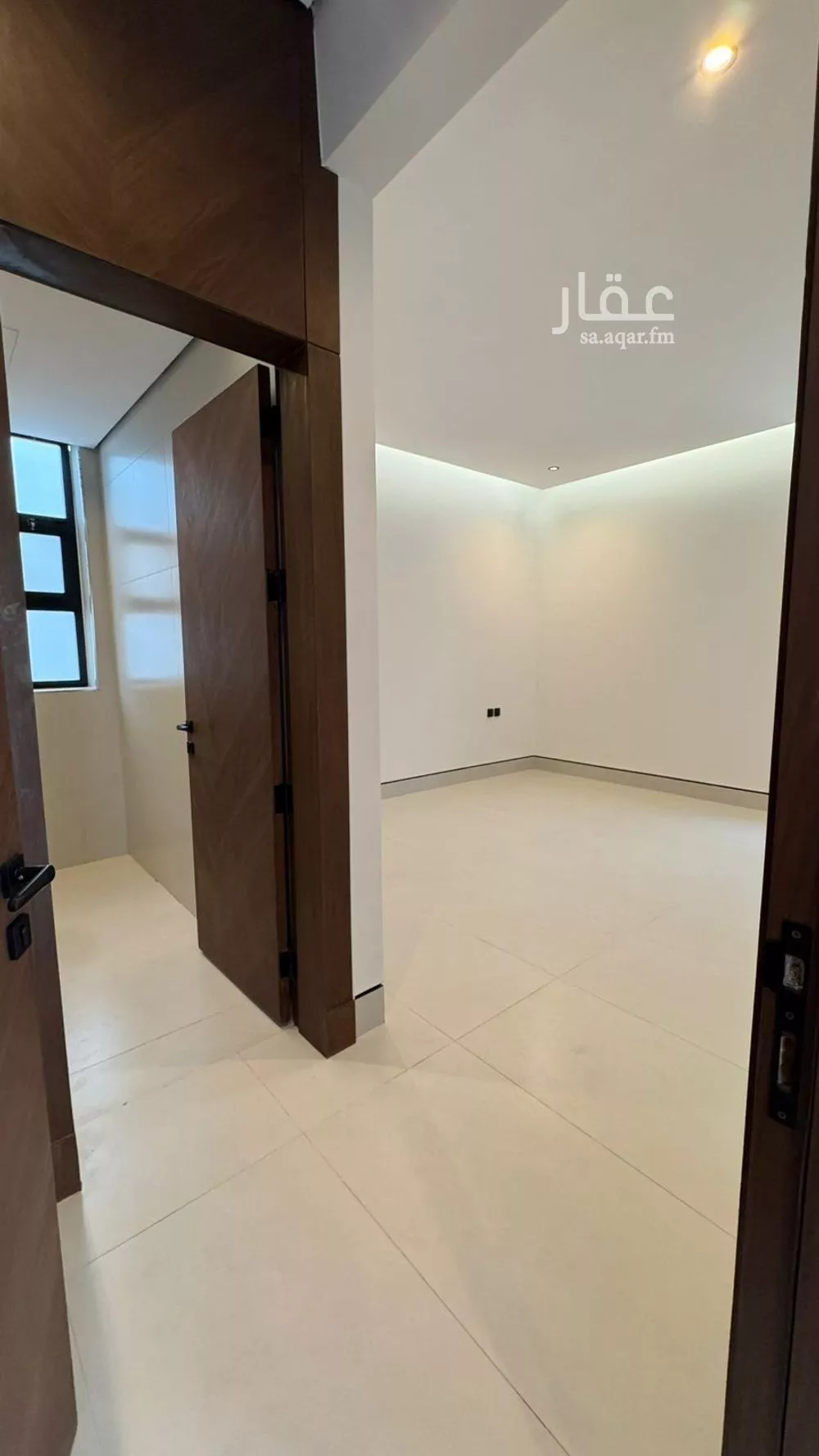 فيلا 6 غرف في المهدية 10